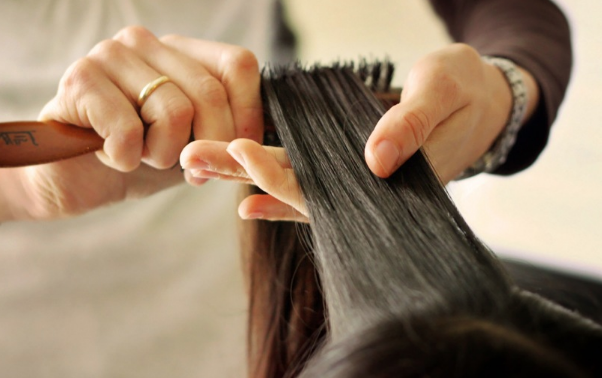 آیا کراتین باعث ریزش مو می‌شود؟